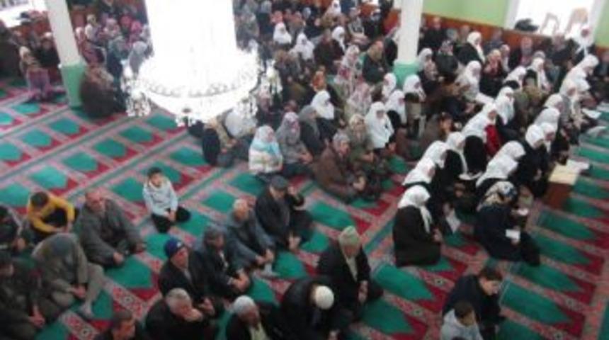 &Ouml;demiş'te Mahalle İle Cami Buluşması