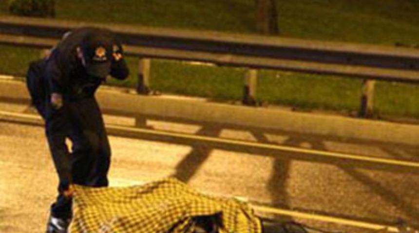 Polis ters y&ouml;ne girdi; 1 kişi &ouml;ld&uuml;, 1 yaralı