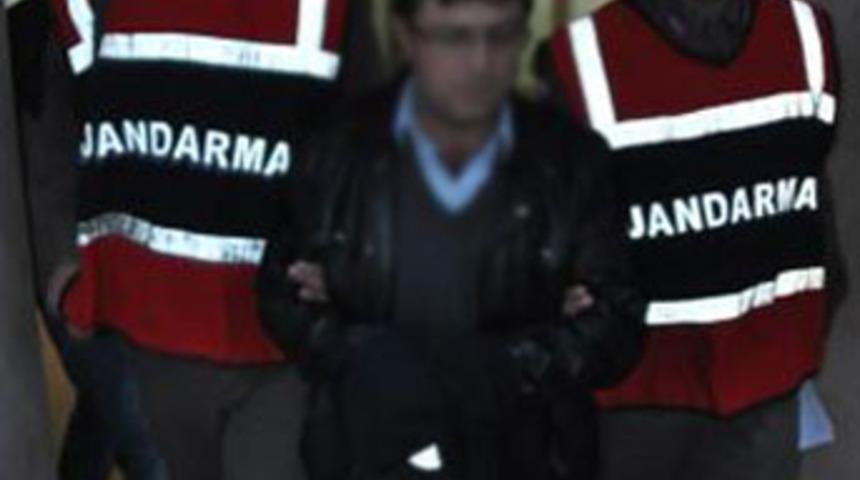 K&uuml;mesteki teyzesini tilki sanıp &ouml;ld&uuml;rd&uuml;