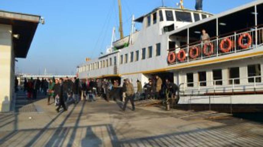 Boğaz&rsquo;ın Y&uuml;zen Nostaljisi Vapurlar Zamana Direniyor