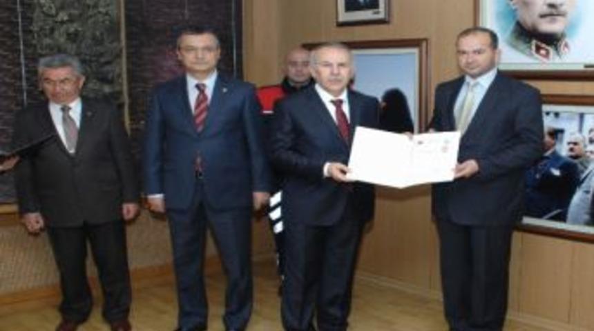 Başarılı Polislere 'başarı Belgesi' Verildi