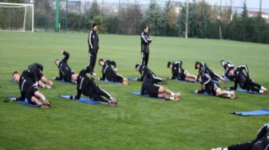 Beşiktaş Ikinci Yarı &Ccedil;alışmalarını S&uuml;rd&uuml;rd&uuml;