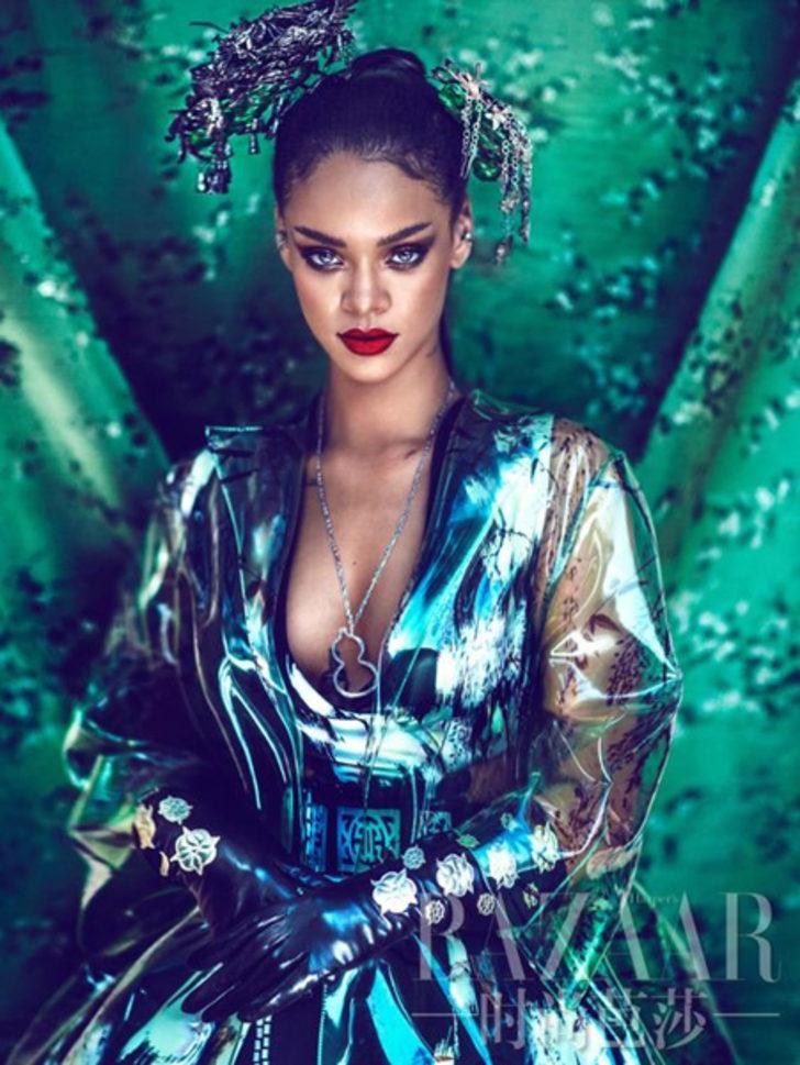 Rihanna Harper's Bazaar'a kapak kızı oldu