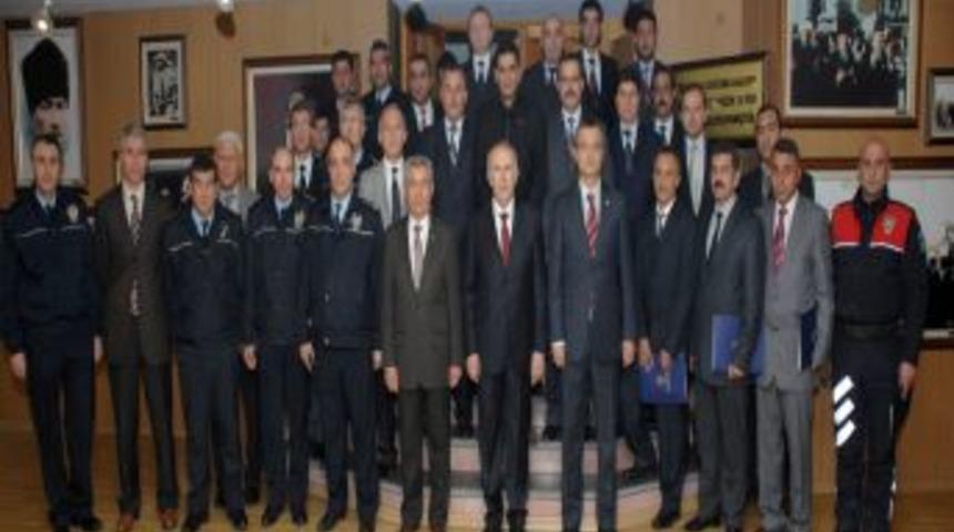Gaziantep'te 21 Polise Başarı Belgesi Verildi