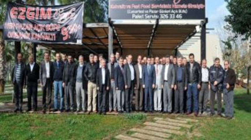 Başkan T&uuml;t&uuml;nc&uuml; Esnaf Ve İş Adamları İle Bir Araya Geldi