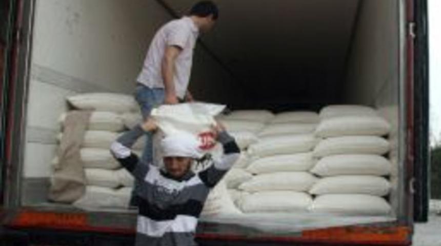 'Bir Ekmek Bir Battaniye' Yardımları TIR&rsquo;larla Hatay&rsquo;a Ulaştı