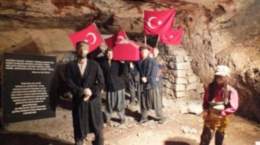 Gamek Kursiyerlerinin M&uuml;ze Gezisi