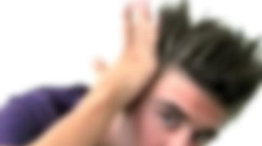 Hırsızı j&ouml;leli sa&ccedil;ları yakalattı