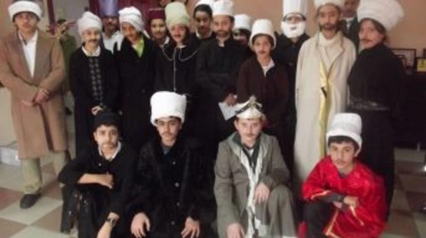 Divan-ı H&uuml;mayun, Lara Koleji&rsquo;nde Kuruldu