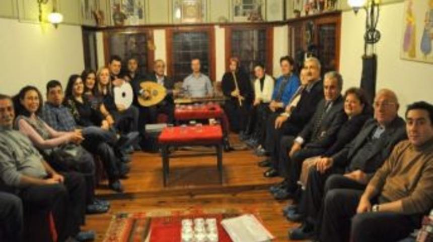 Saat&ccedil;i Ali Efendi&rsquo;de Fasıl Gecesi