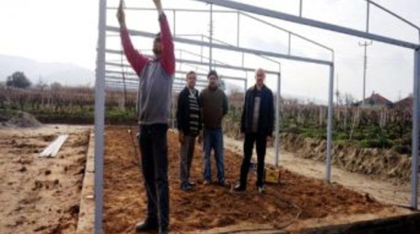 Okulda Sera Yapımına Başlandı