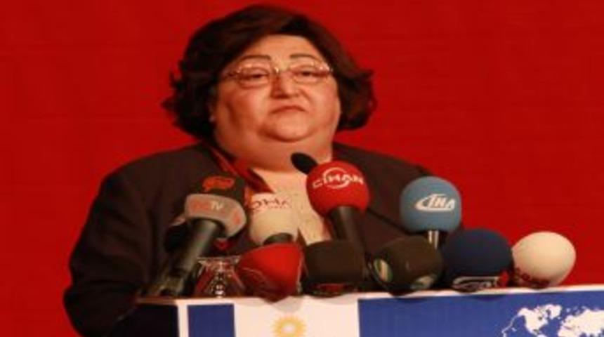 Arın&ccedil;: H&uuml;k&uuml;metimiz Suriye'ye 37 Bin Ton Un G&ouml;nderme Kararı Aldı