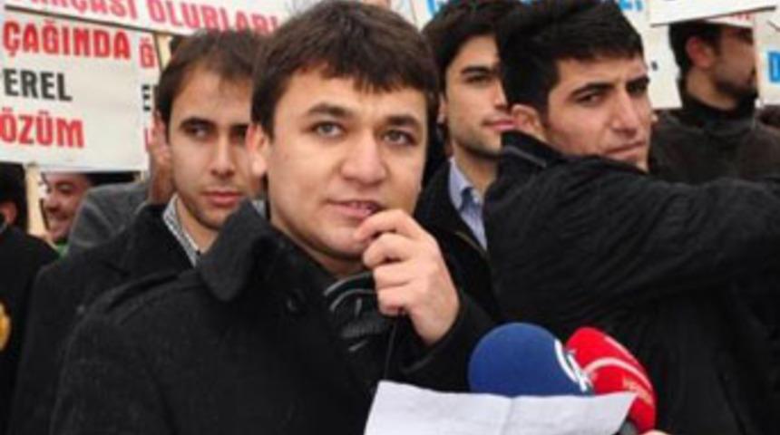 &Uuml;niversiteli gen&ccedil;lerden eşekli eylem