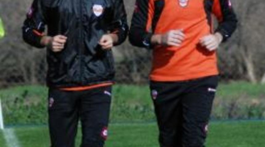 Adanaspor Hazırlık Ma&ccedil;ına &Ccedil;ıkıyor