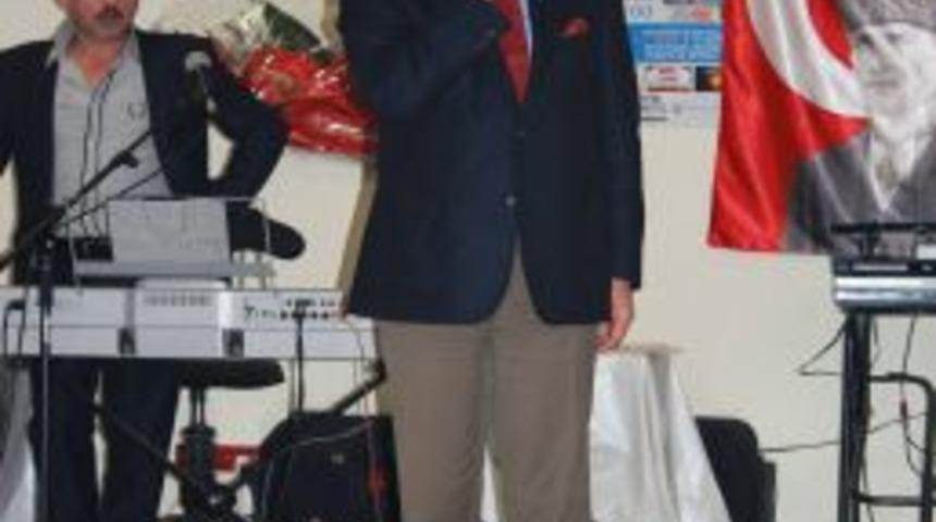 Samsun B&uuml;y&uuml;kşehir Belediye Başkanı Yılmaz, Viyana'da Hemşehrileriyle Buluştu