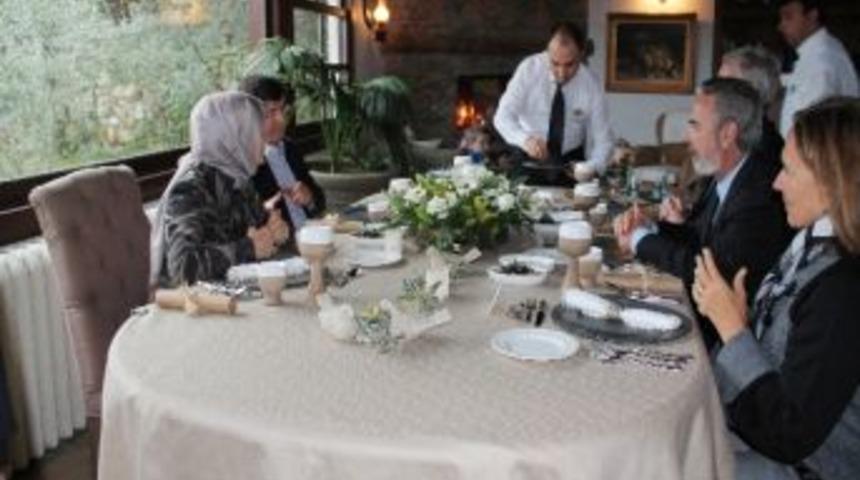 Bakan Davutoğlu, Konuk Bakanlar İle Şirince&rsquo;de