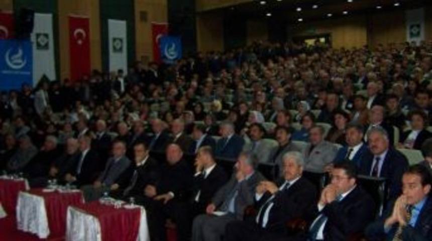 Osmaniye'de "ruhi Kılı&ccedil;kıran Ve &Uuml;lk&uuml;c&uuml; Şehitleri Anma Gecesi"