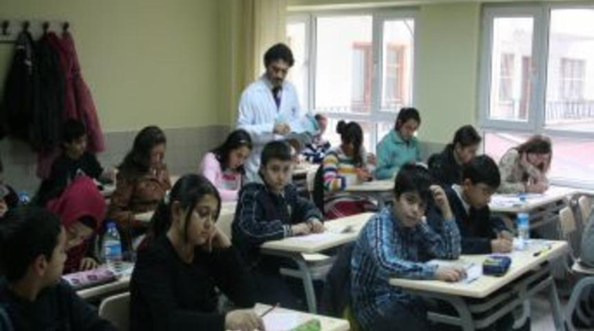 Nevşehir'de Ödüllü Başarı Planlama Sınavında Izdiham Yaşandı