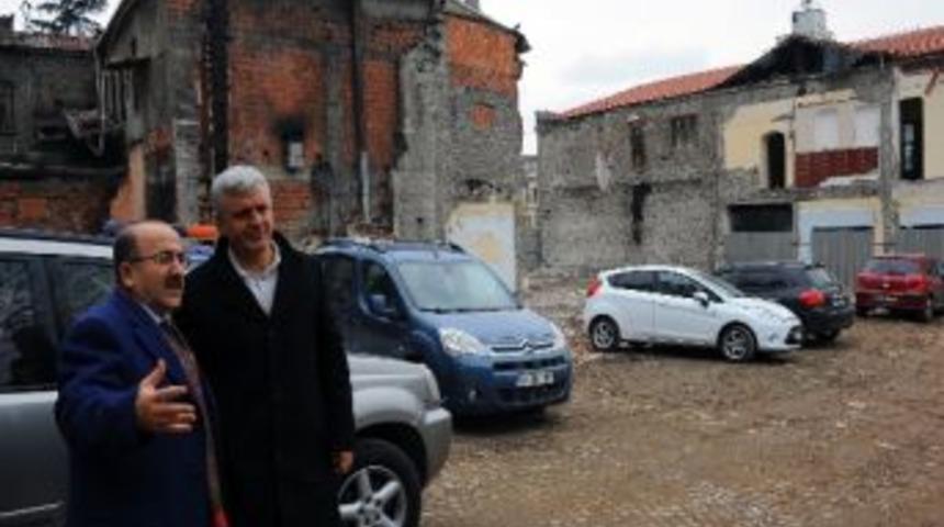 G&uuml;mr&uuml;k&ccedil;&uuml;oğlu&rsquo;nun Hafta Sonu Mesaisi