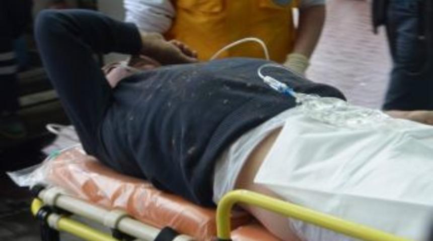 Bı&ccedil;aklı Kavga: 4 Yaralı