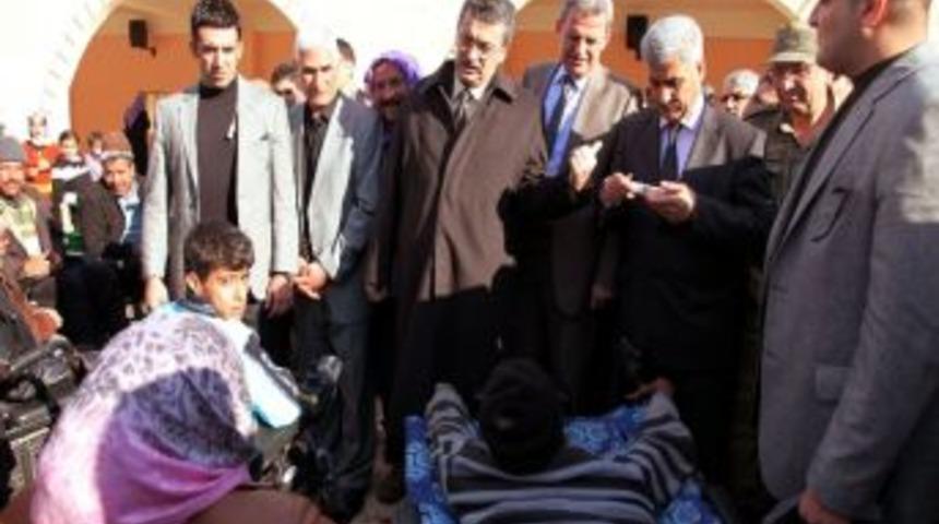 Vali G&uuml;ven&ccedil; A&ccedil;ılışlara Katıldı