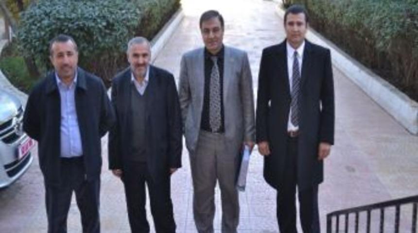 Hilvan'da Meslek Lisesi A&ccedil;ılması İ&ccedil;in İmza Kampanyası