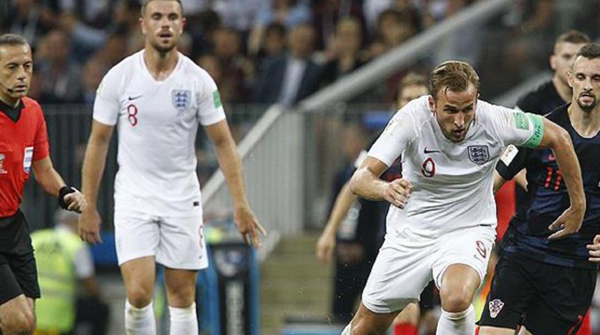 İngiltere basını takımlarıyla gurur duyuyor