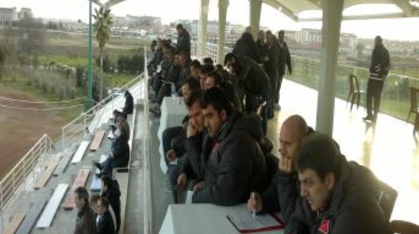 Pro Lisans Kursiyerleri, B&ouml;lge Karmalarını Seyretti