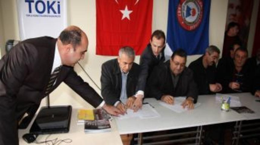 Sanayi Sitesi Esnafı Belediye Ile Kentsel D&ouml;n&uuml;ş&uuml;m Protokol&uuml; Imzaladı