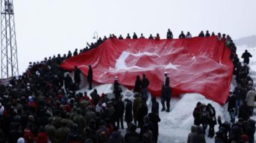 Şahin: Birlikte &Ouml;ld&uuml;ğ&uuml;m&uuml;z Bu Topraklarda Birlikte Yaşamamız &Ccedil;ok G&ouml;r&uuml;l&uuml;yor