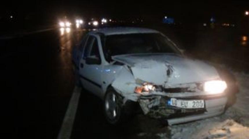 Aksaray'da Kar, Buz Ve Sis Kazaları Da Beraberinde Getirdi