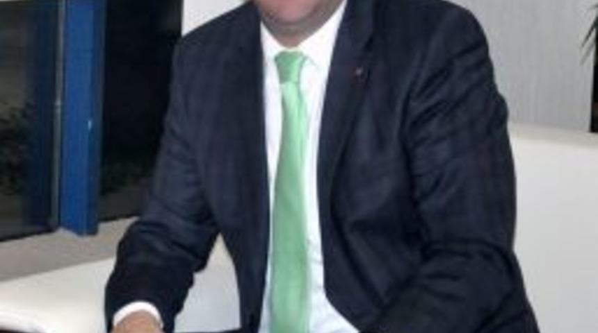 Bursa TV Sahibi Mehmet Akkuş Ve Ailesi Trafik Kazasında Yaralandı