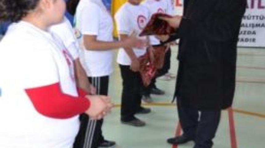 Van&rsquo;da &ldquo;&uuml;cretsiz Spor Okulları&rdquo; Projesi Devam Ediyor