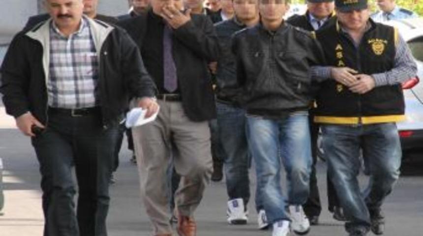 Polis, Beş G&uuml;nde 80 Hırsız Zanlısını Yakalayıp 69 Olayı Aydınlattı
