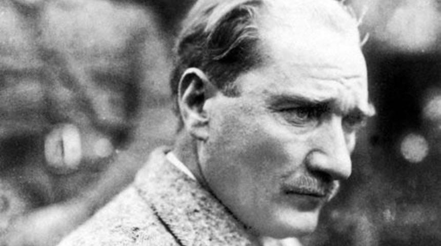 Atat&uuml;rk'&uuml;n son bir yılı