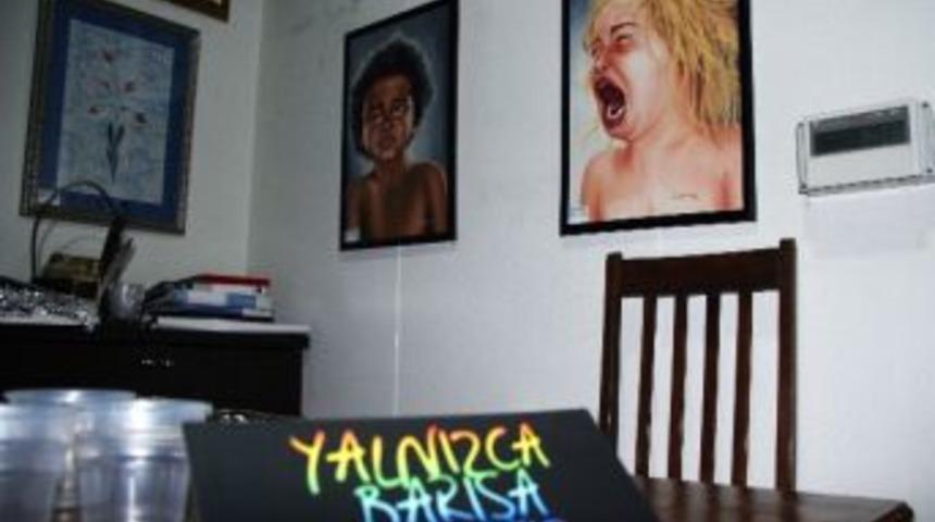 Barış İ&ccedil;in Eser Yaptılar