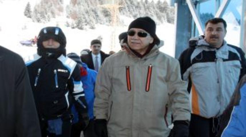 B&uuml;lent Arın&ccedil;: Uludağ'ın Her Karışından Istifade Etmek Istiyoruz