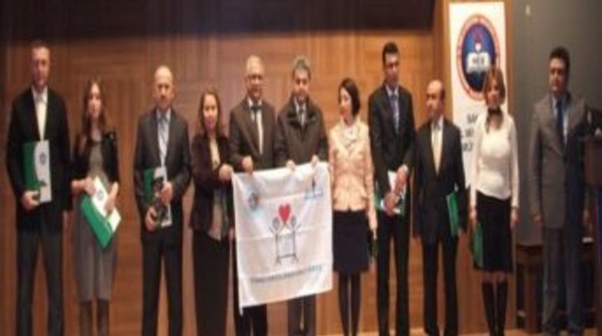 Milli Eğitim&rsquo;den &Ouml;d&uuml;l T&ouml;reni