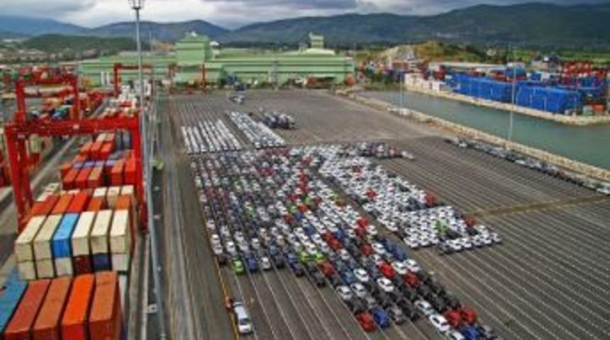 Otomotiv Zirveye Kilitlendi