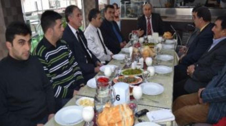 Asker Uğurlamalarına &Ouml;rnek Olmak İ&ccedil;in Klip &Ccedil;ektiler