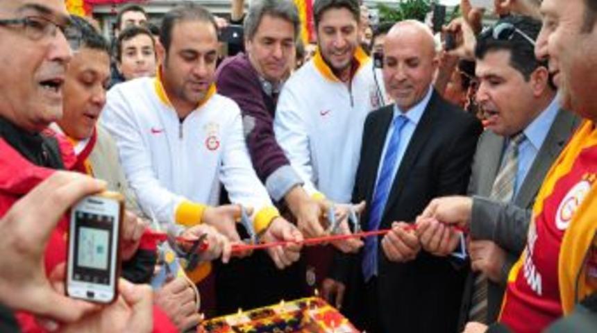 Şaş Ve Davala Lokal A&ccedil;ılışına Katıldı