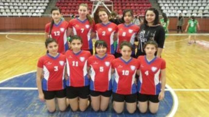 Gen&ccedil; Bayanlar Voleybol Turnuvası