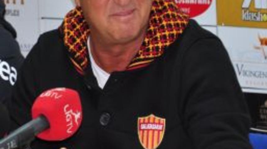 Terim: Transferleri Bug&uuml;n&uuml; Değil, Yarını D&uuml;ş&uuml;nerek Yapıyoruz