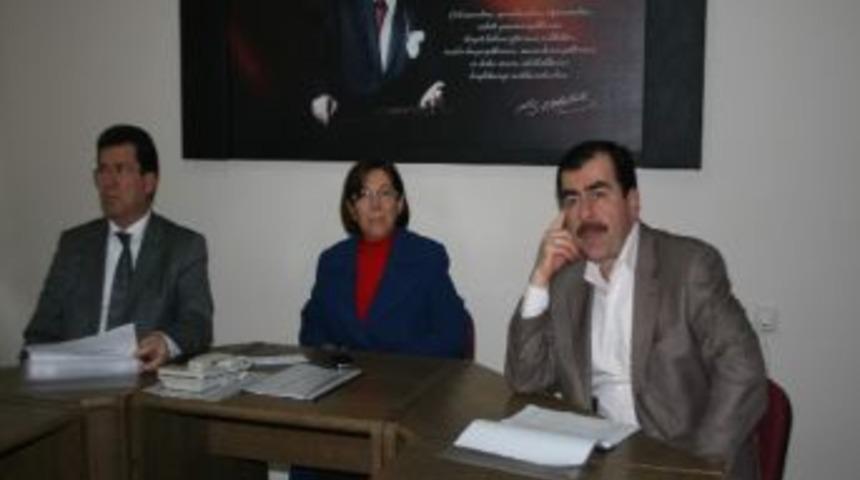 Ak Partili Vekiller Eğitim Yatırımları İle İlgili Birfing Aldı