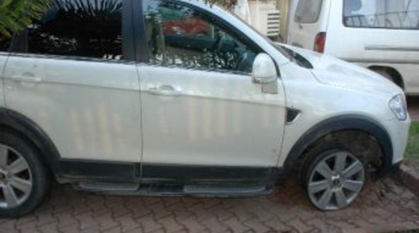 L&uuml;ks Tutkunu Hırsızlar Yakalandı