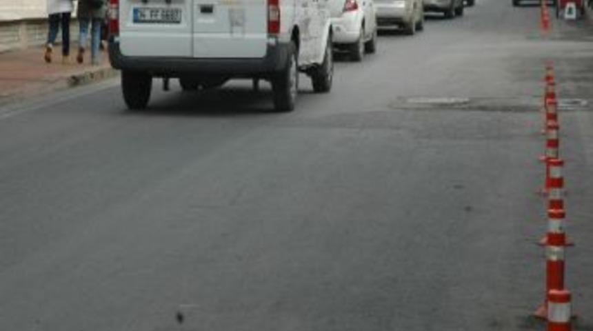 Dubalar Atat&uuml;rk Meydanına Uzadı