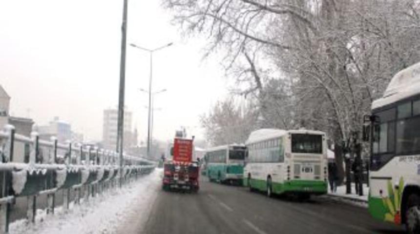 Kayseri&rsquo;de 146 K&ouml;y Yolu Kapandı