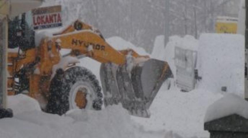 Ovacık'ta Kar Esareti