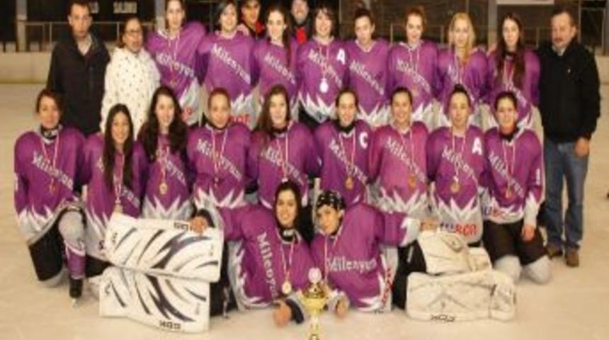 Buz Hokeyinde Başkent'in Milenyum Mucizesi