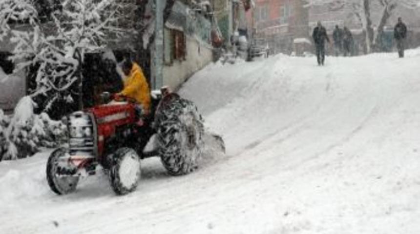 Sivas&rsquo;ta Kar Yağışı